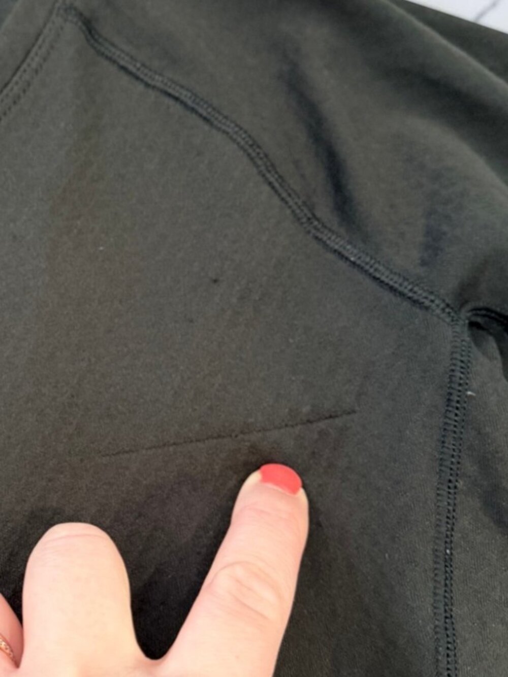 Patagonia Women's Size XS Capilene Midweight Baselayer Long Sleeve Top in Black - Picture 5 of 9